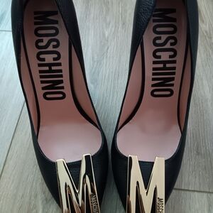Moschino Black and Gold Women's Shoes NEVER WORN